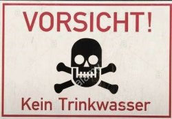 10 Decals(Naßschiebebilder)"Vorsicht-kein Trinkwasser" H0